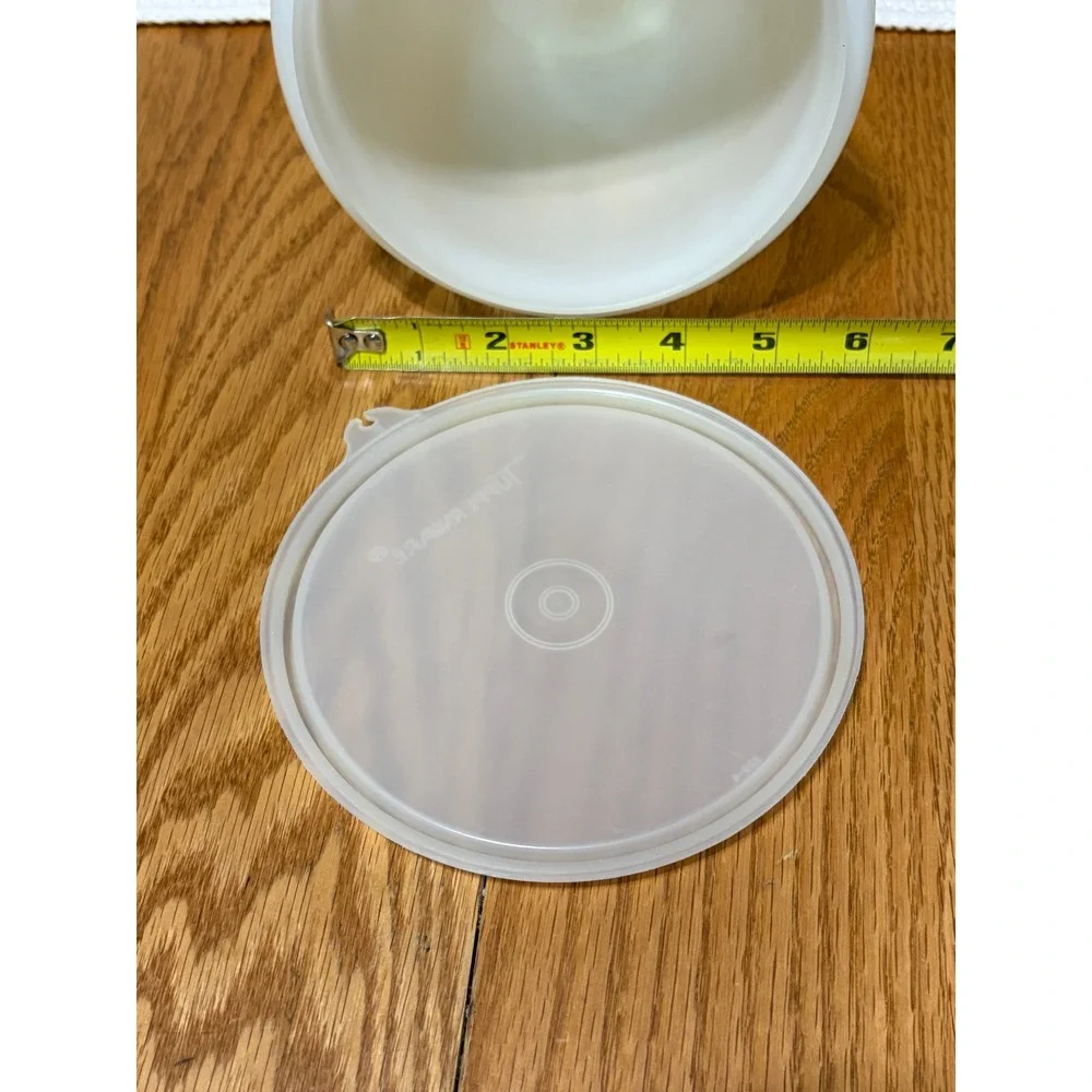 Tupperware Wonderlier Mixing Bowl 270-6 Sheer White with Lid Vintage 6 inch